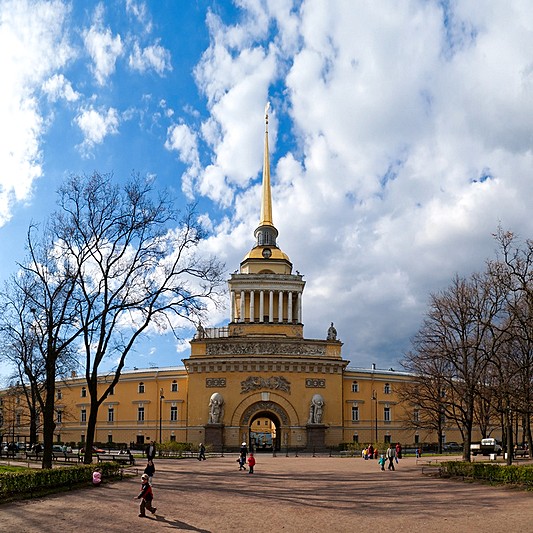 admiralty-building-in-saint-petersburg