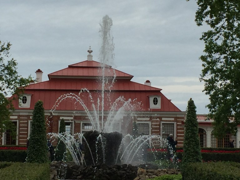 Foutain at Peterhof Pleasure Palace