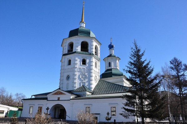 The-Znamensky-Monastery-in-Irkutsk-©byrnzie28-600x398